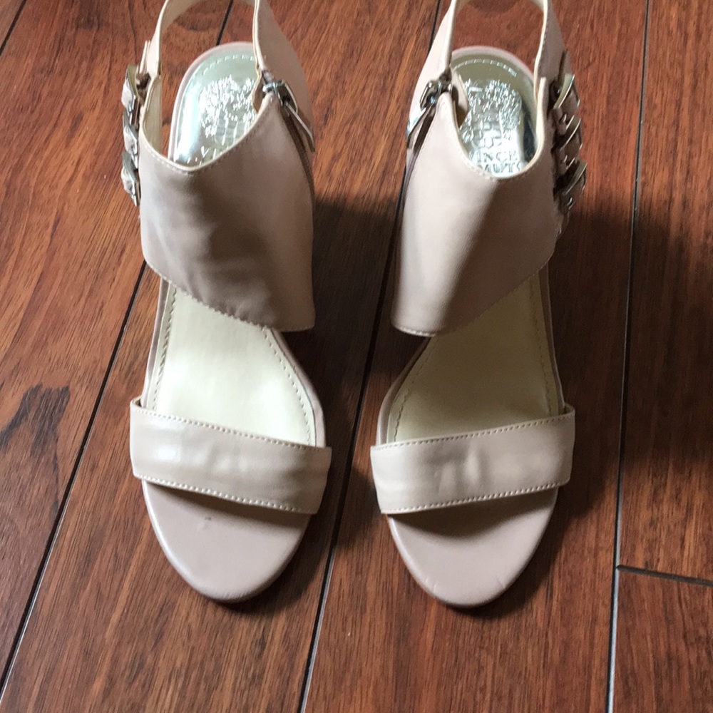 Vince Camuto sandals - like new